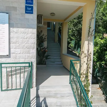 Double Room Brela 2717A Guest house
